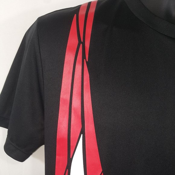 Men's Black Manchester United Raglan Travel T-Shirt - Picture 3 of 5